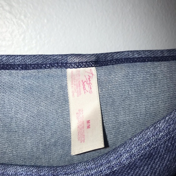 Mesh crop top - Picture 3 of 3